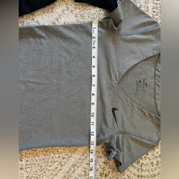 Lot of 2 Nike Dri-Fit Tees - Picture 6 of 8